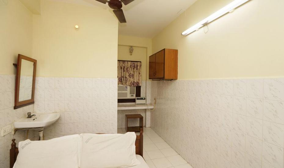 Thangam Balaji Guest House -Near Us Consulate Chennai Exterior foto